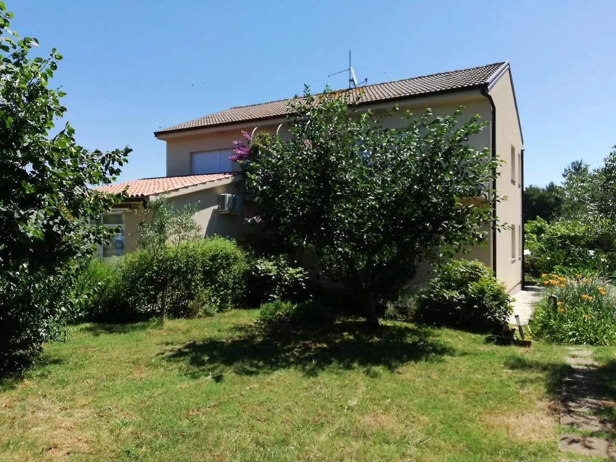 Edy Apartment Banjole Croatia